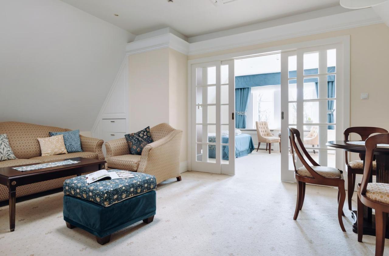 Palac Romantyczny Hotel 4*